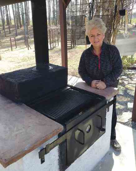 
“I really liked the setup because it’s multipurpose?—?a grill, smoker, oven, griddle, and maybe things I haven’t even thought of yet!” — Pat Hill; Wickes, Ark.
